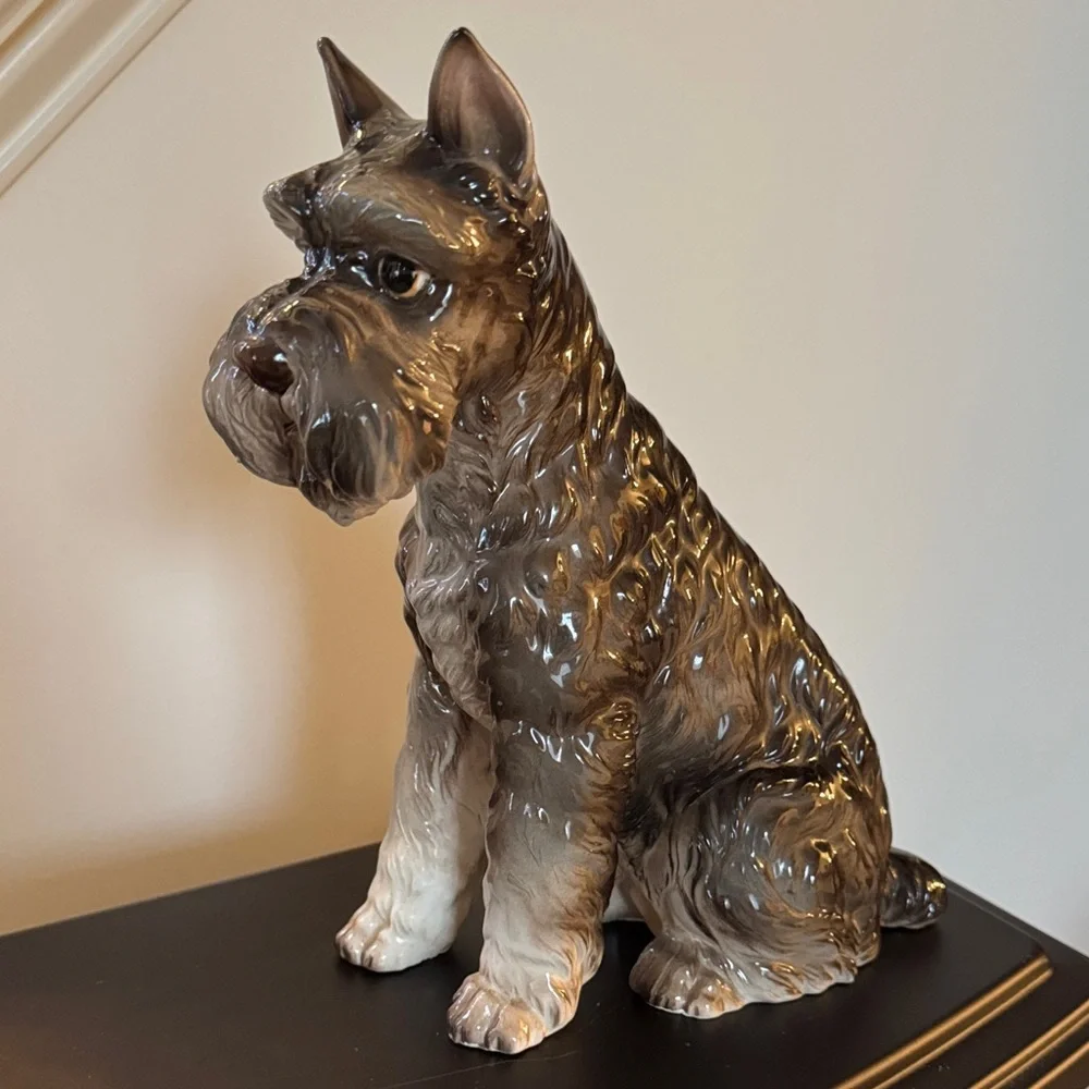 Vintage Shafford Japan Schnauzer figurine, titled “Snatty” (#137) - Picture 2 of 11